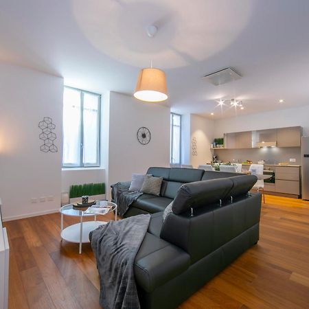 Star Of Lugano - Happy Rentals 外观 照片